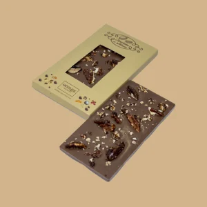 Tablete de Chocolate de leite e Noz-Pecan caramelizada