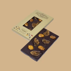 Tablete de Chocolate negro, Amêndoas caramelizadas e Figo seco